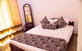 Iduwara Guest